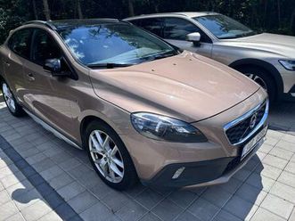 volvo v40 2.0 140kw, panorama - ocean r