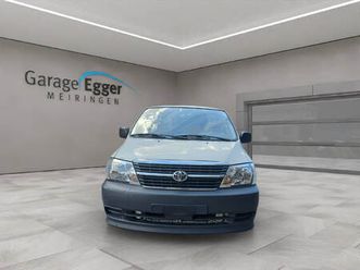 hiace kombi 2.5 d-4d 4x4