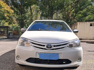 toyota etios 1.3 16v xs 5p