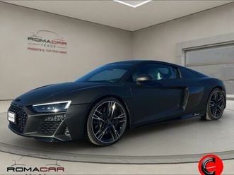 coupé v10 rwd s tronic performance