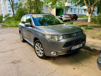 mitsubishi outlander