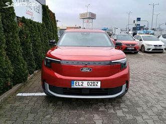 ford explorer elektrický awd 79 kwh,0 prodl