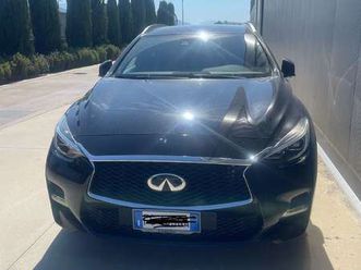 q30 1.5d sport city black 109cv