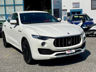 levante 3.0 v6 granlusso automatica