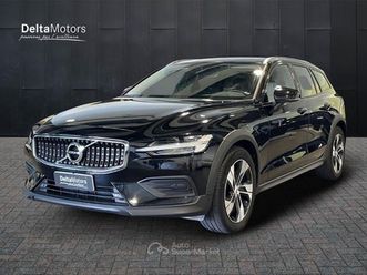 - v60 cross country 2.0 b4 busines