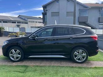 bmw x1 18d março/18