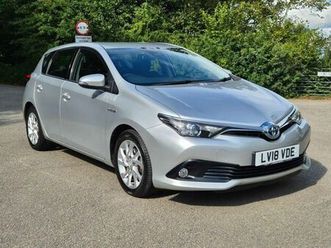 toyota auris 1.8 vvt-h icon tech hatchback 5dr petrol hybrid cvt euro 6 (start/stop) (136 ps)