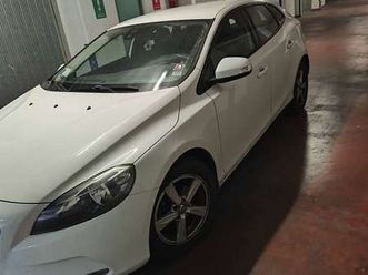 v40 ii 2012 1.6 d2 kinetic