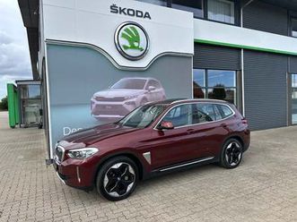 bmw ix3 charged plus 5d