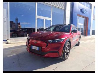 extended range premium awd 351cv auto