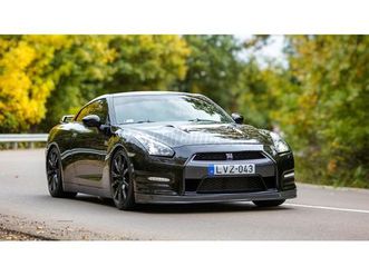 nissan gt-r 3.8 v6 black edition (automata)