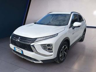 mitsubishi eclipse cross 2.4 phev instyle sda pack 0 s-awc del 2022 usata a fisciano