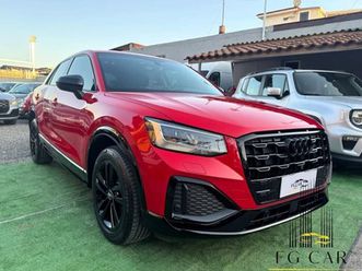 q2 q2 35 tfsi s tronic identity black