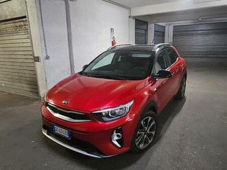 kia stonic 2021, mild hybrid, 100 cv