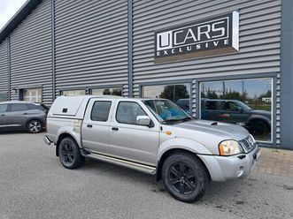 dubbelhytt 2.5 4wd/ endast 15830 mil