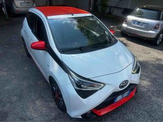 aygo 2ª serie aygo connect 1.0 vvt-i 72 cv 5 porte x-wave orange