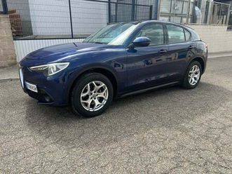 stelvio 2.2 executive q4 210 aut.