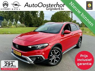 fiat tipo cross stationwagon 100pk red