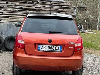 shitet skoda fabia automat
