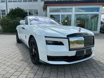 rolls-royce spectre black badge
