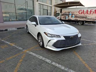 2020 toyota avalon xle v6