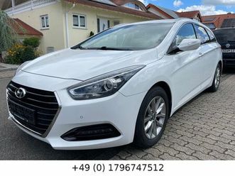 hyundai i40 cw blue