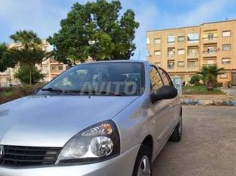 renault clio2 essence 2012