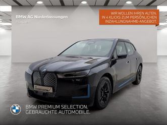 bmw ix xdrive40 panorama kamera jamstvo 77kwh wltp 426km, 2023 god.