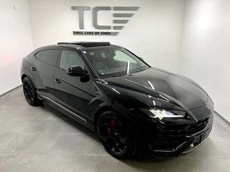 lamborghini urus awd aut. pano, keramik,b&o, massage, ...