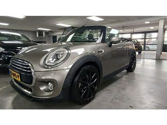 mini cabrio - 1.5 cooper chili serious business automaat 94285 km navi pdc