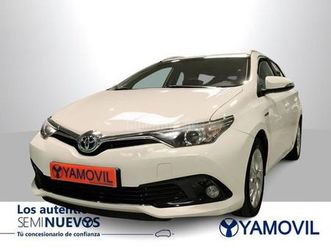 toyota - auris hybrid active touring sports
