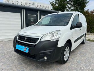 peugeot partner ii 1.6l bluehdi 100cv caméra - 3 places - carplay - gps - porte latérale 04/2017
