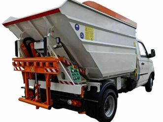 piaggio porter np6 tw l1 benne à ordures ménagères 4 m3