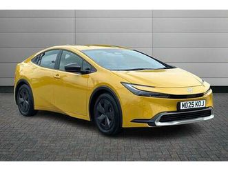 toyota prius design hatchback's 2.0 13.6kwh design cvt euro 6 (start/stop) 5dr