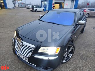 chrysler 300c 2 (lancia thema)