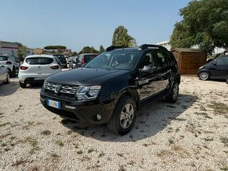 dacia duster 1.6 115cv start&stop 4x2 gpl lauréate