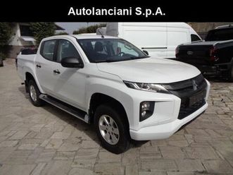 mitsubishi l200 2300 d double cab 4x4 carplay italiana