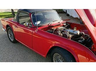 1965 triumph tr4 rouge manuel, 4 vitesses conduite à gauc...