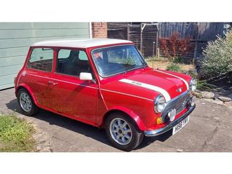 1990 rover mini rouge manuel, 4 vitesses conduite à droit...