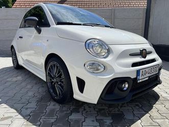 abarth 695c cabrio 132kw manuál stav nového vozidla
