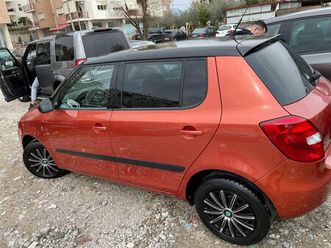 shitet skoda fabia cmimi 3800€ (i diskutueshem)