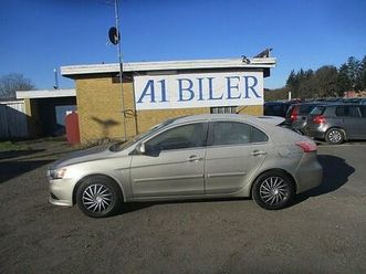 mitsubishi lancer 1,5 invite sportback 5d