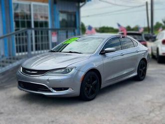 2015 chrysler 200 c