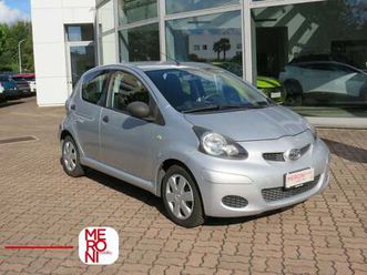toyota aygo 1.0 12v vvt-i 5 porte del 2010 usata a seregno