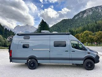 mercedes-benz alphavan premium line