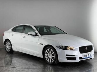 jaguar xe 2.0i se auto euro 6 (start/stop) 4dr