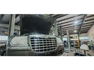 300 c touring 5,7 v8 hemi awd aut. touring