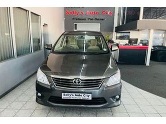 2013 toyota innova 2.7 vvti 8-seat