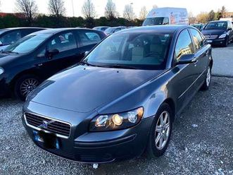 s40 ii 2003 1.8 momentum