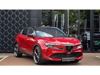 2025 alfa romeo junior electric e veloce